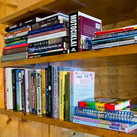 Spacious Ev Apartment *